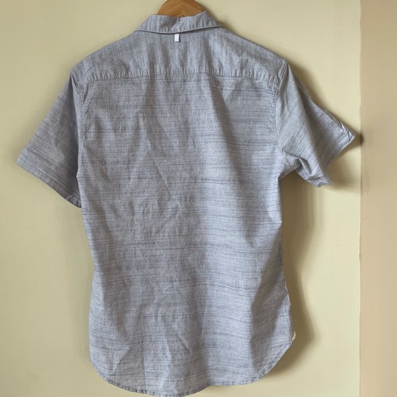 Men’s, Short sleeve, Button Up, Size Large - Picture 3 of 9